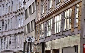 City Pension Stephansplatz I Self Check In I Ac In All Rooms